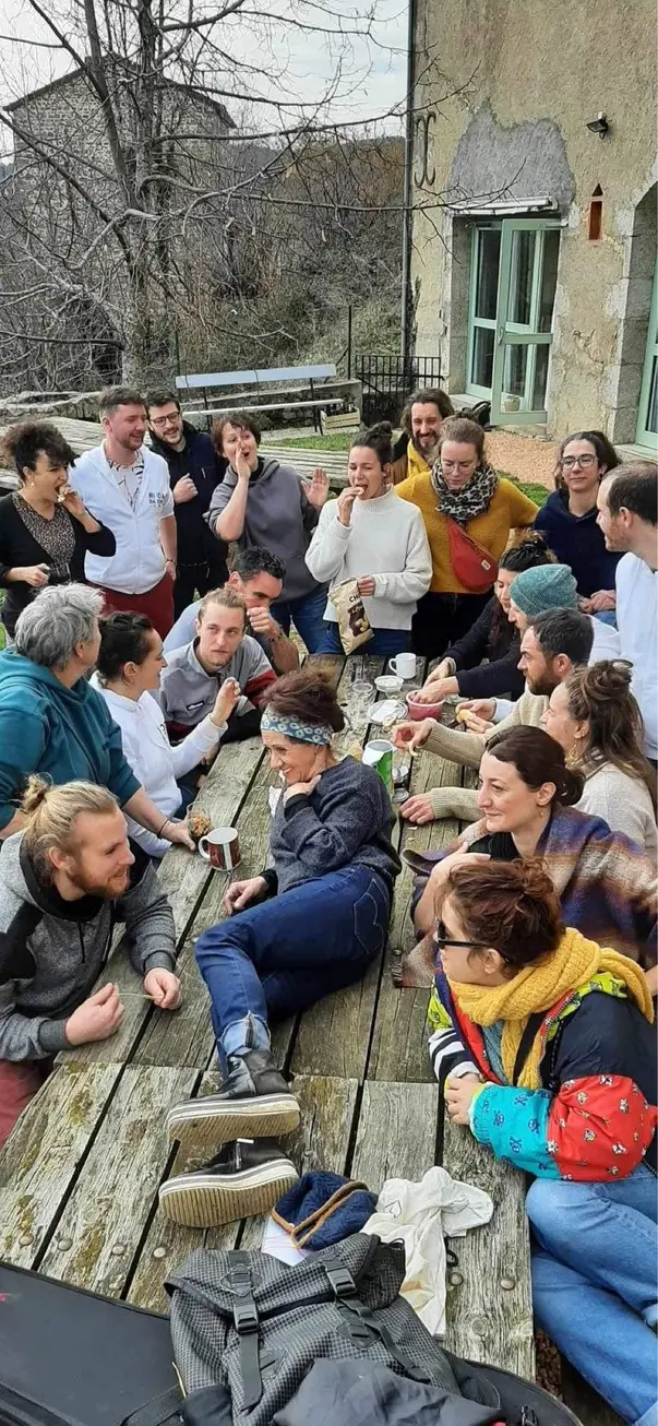 98BE9E8B-2BB0-49FA-BA08-0D1C77F90949_1_105_c