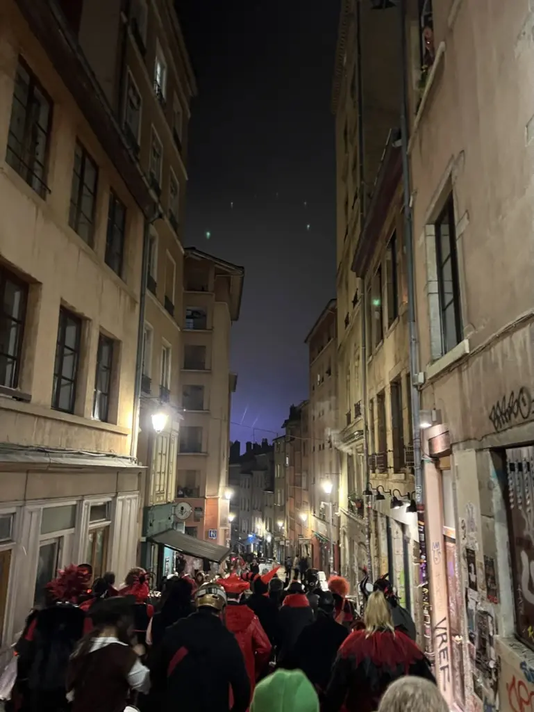 A28CE9D0-9953-4508-9BAA-708E4EFC1F42_1_105_c