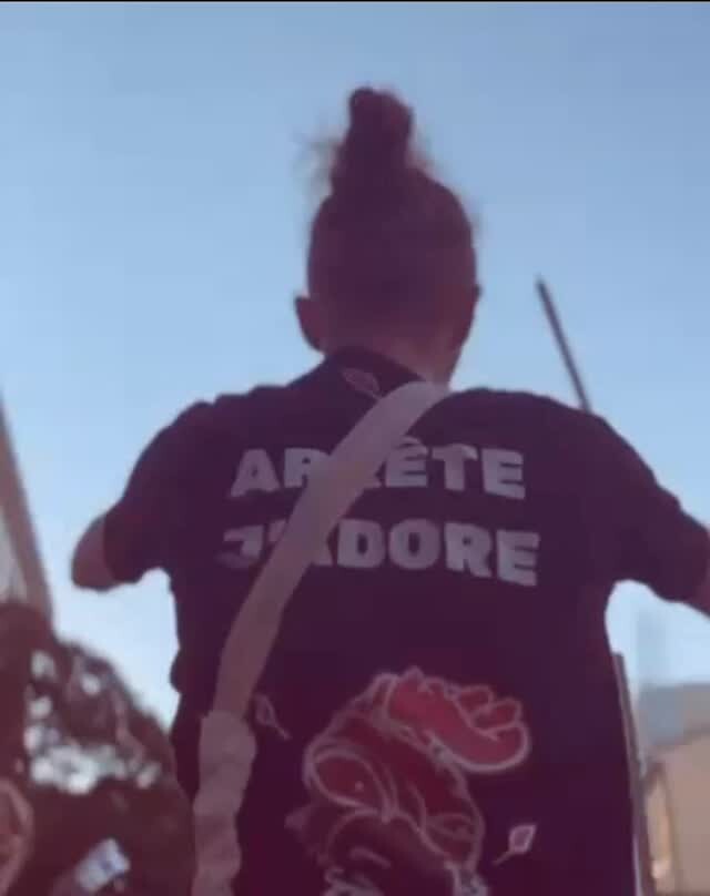 Instagram post from arretejadore. This post is in position 4.